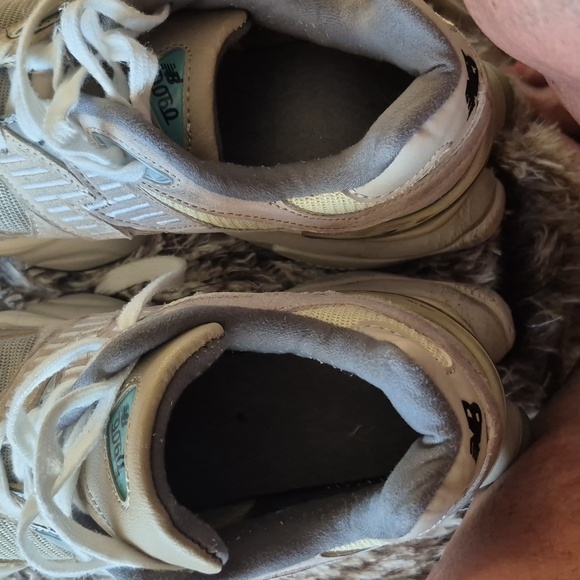 New Balance Women's Gray Sneakers - Picture 12 of 12